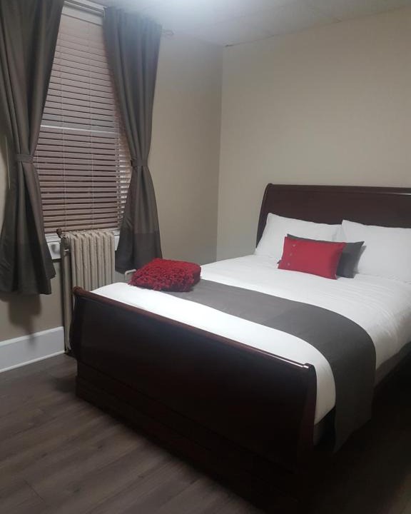 Downtown Gatineau Apartment | 1-Bedroom Cozy Suite #23 by Amazing Property Rentals
