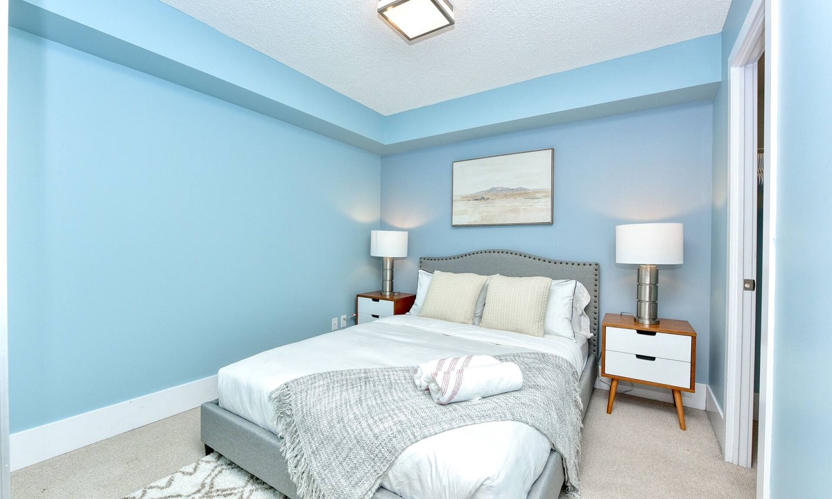Toronto Entertainment District Condo | 1 BR Condo in Entertainment Dist