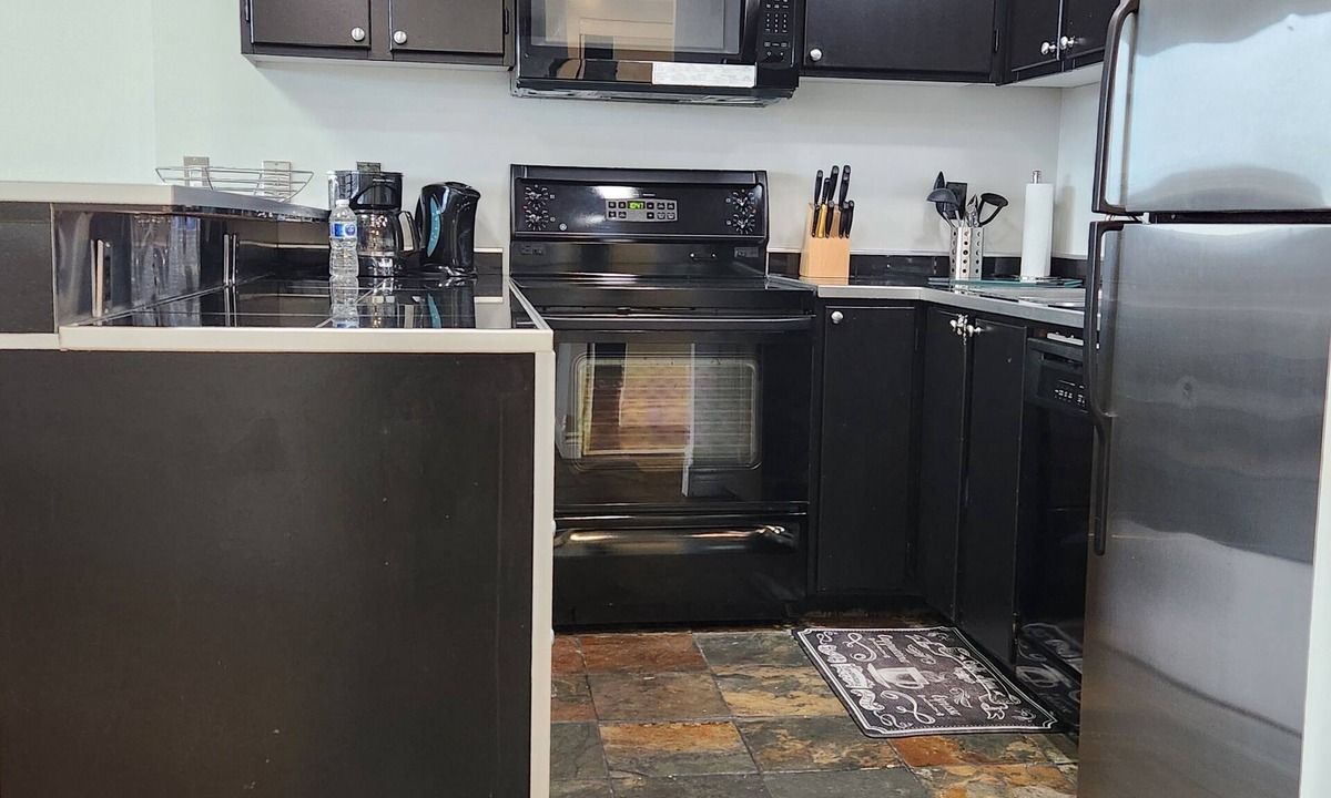 Red Deer Condo | 1010 Checkmate - Great One Bedroom Furnished Condo in Convenient Location!