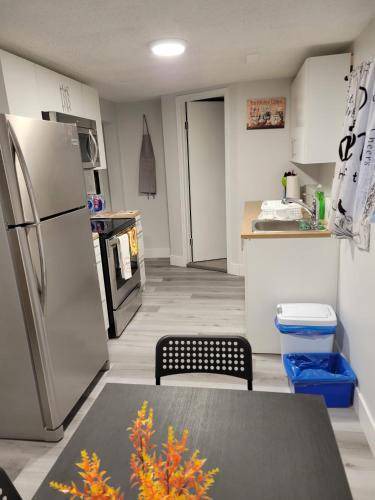 Southwest Edmonton Bed & Breakfast | 11 m² Bed and breakfast ∙ 6 guests