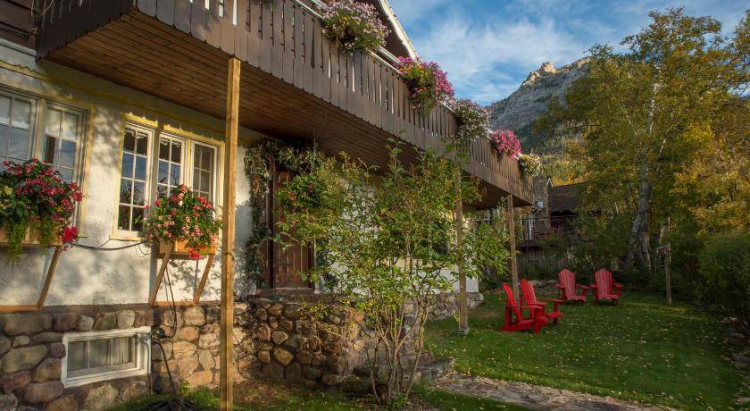 Waterton Park Bed & Breakfast | 14 m² Bed and breakfast ∙ 4 guests