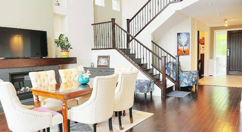 Burke Mountain Bed & Breakfast | 16 m² Bed and breakfast ∙ 3 guests