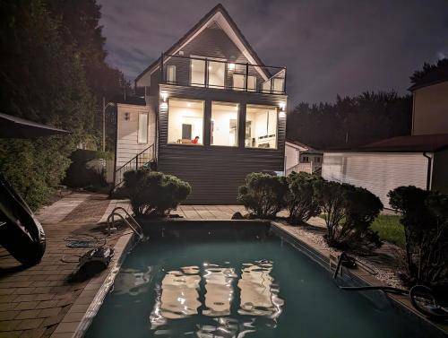 Fabreville Bed & Breakfast | 167 m² Bed and breakfast ∙ 8 guests
