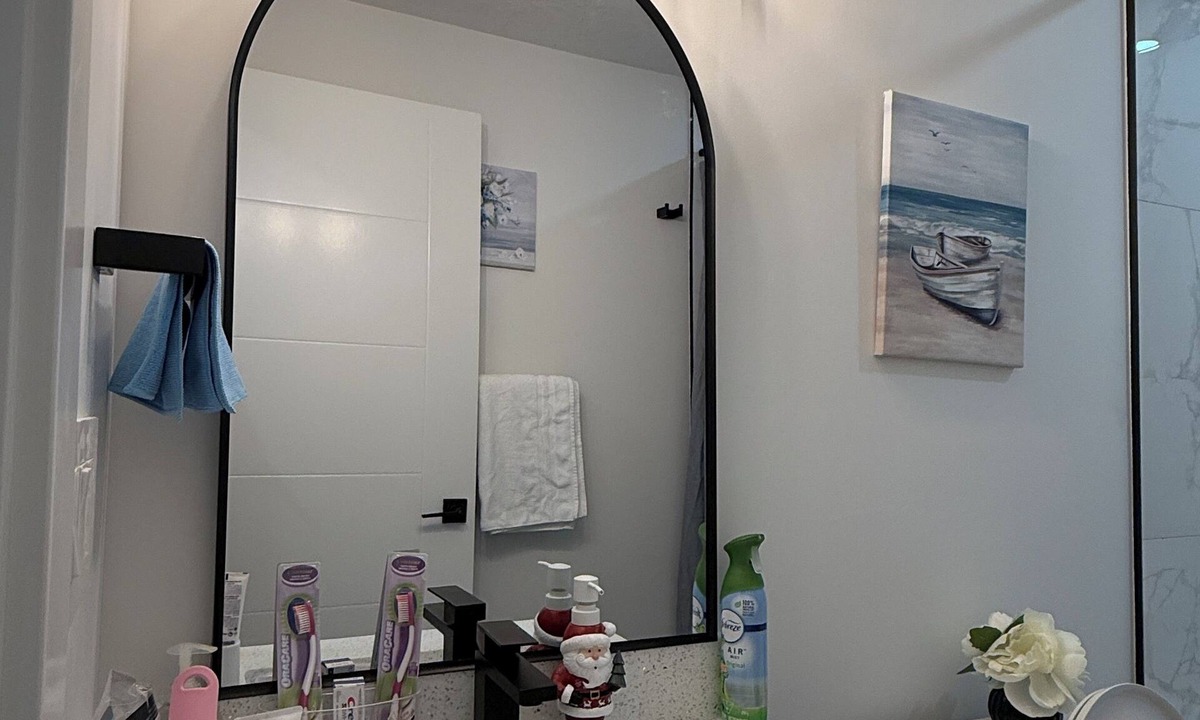 Northwest Calgary Apartment | 2-Bed, 2-Bath Home: Perfect for Work, Relaxation, and Exploring Calgary.