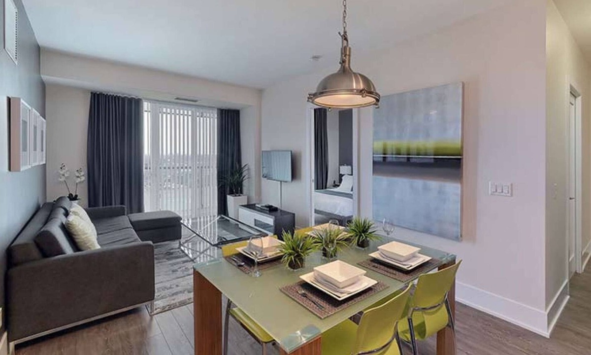 Toronto Entertainment District Apartment | 2 Bedroom/2 Bathroom Suite