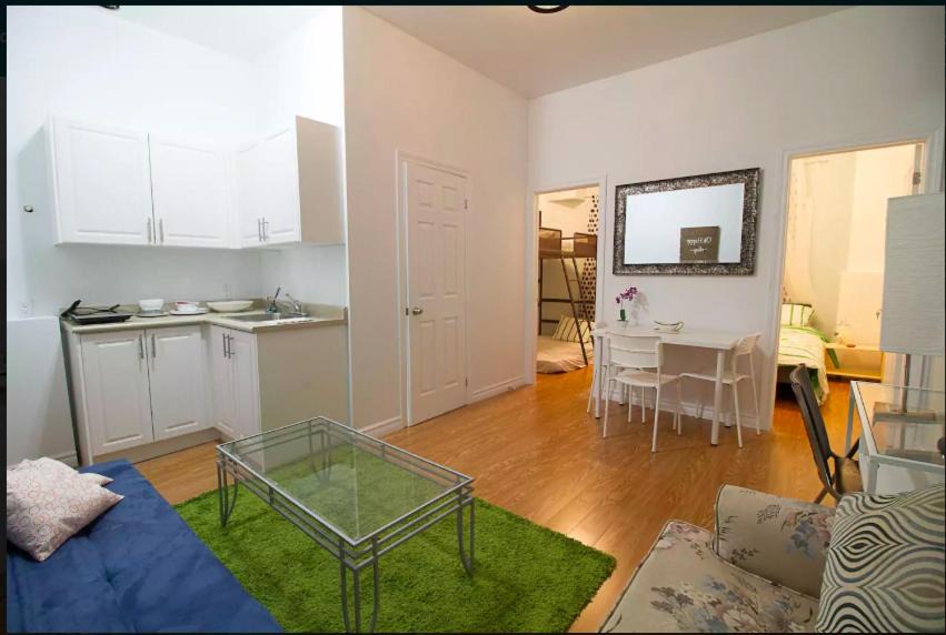 Kensington Market Apartment | 2 Bedroom apt. near Kensington Market unit 5