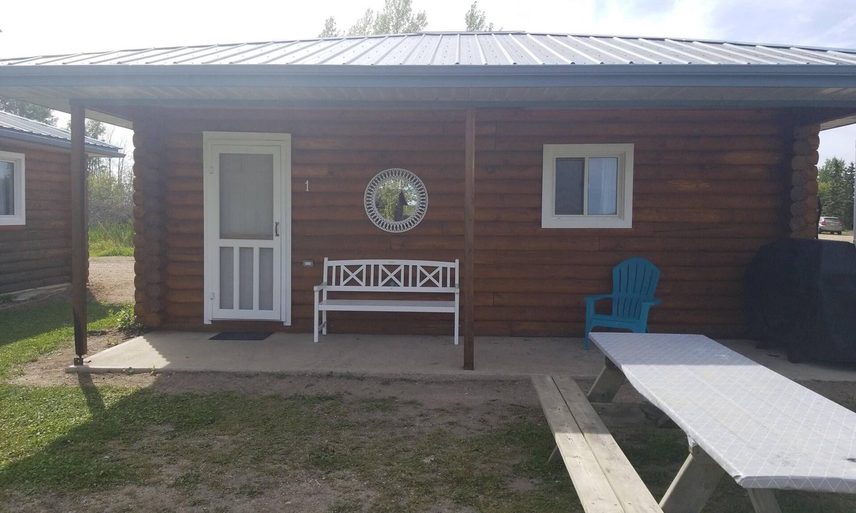 West Central Saskatchewan Cabin | 2 Bedroom Cabin at Delaronde Resort - Cabin #1