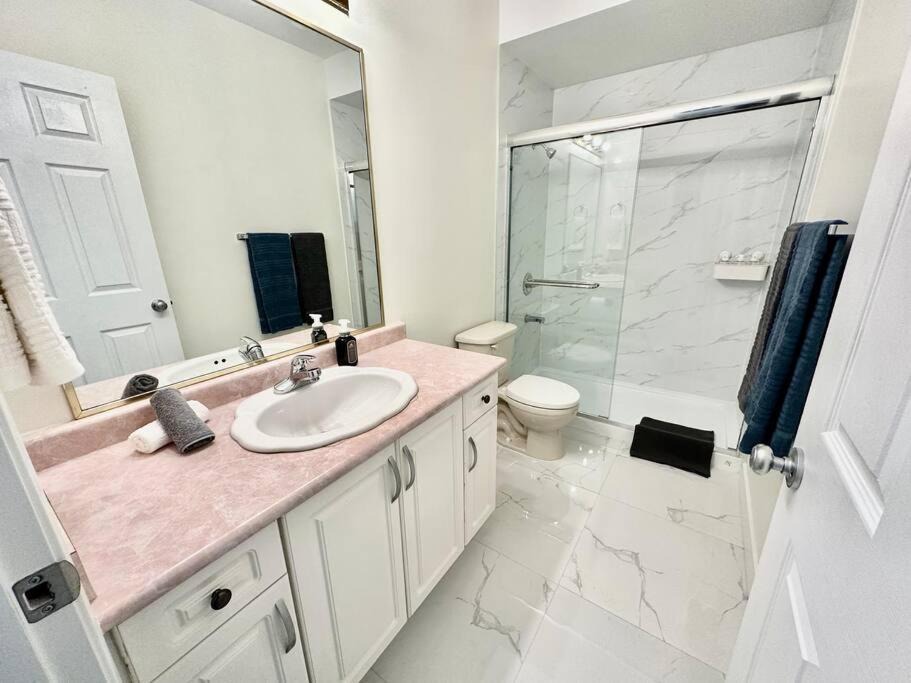 Vancouver South Apartment | 2 Bedrooms basement Suite Vancouver/self check in