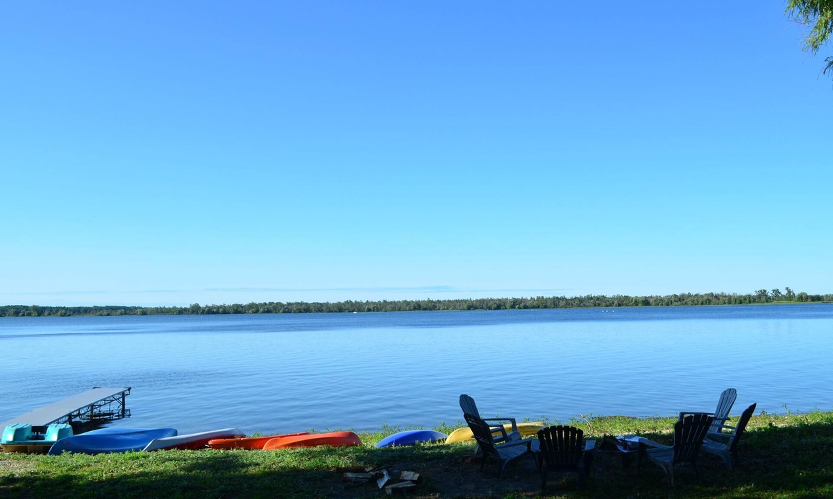 Brighton Cottage | #2 Family and pet friendly - monthly/seasonal rental