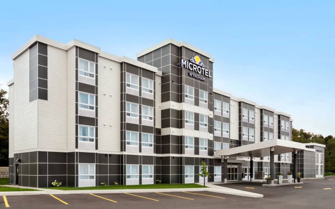 Dorval Hotel | 22 m² Hotel ∙ 127 guests