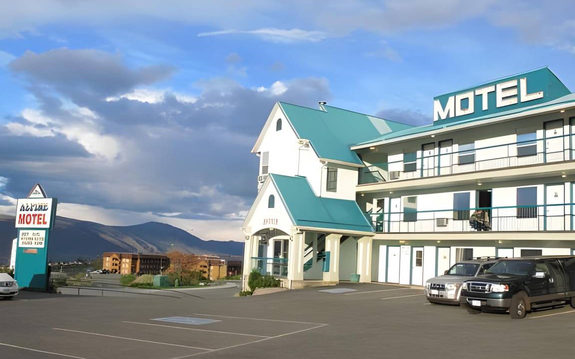 Kamloops Hotel | 24 m² Motel ∙ 127 guests