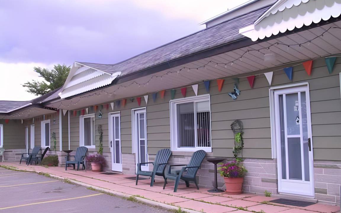 Timiskaming District Hotel | 24 m² Motel ∙ 4 guests