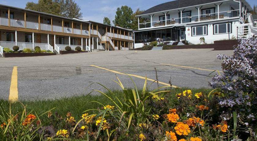 Tadoussac Hotel | 26 m² Hotel ∙ 6 guests