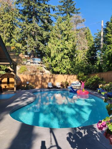 West Vancouver House | 2BD Guest Suite Sleeps 6 Near Downtown & Beach
