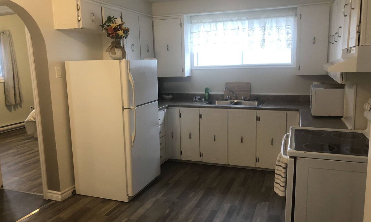 Grand Falls - Windsor House | 3 Bedroom, air conditioned private home, bbq, fire pit,large backyard &driveway