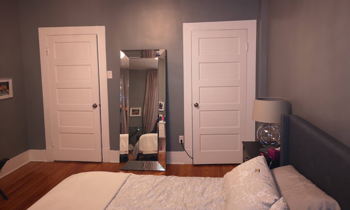 Quartier des Spectacles Apartment | 3 Large Bedrooms in Downtown Montreal