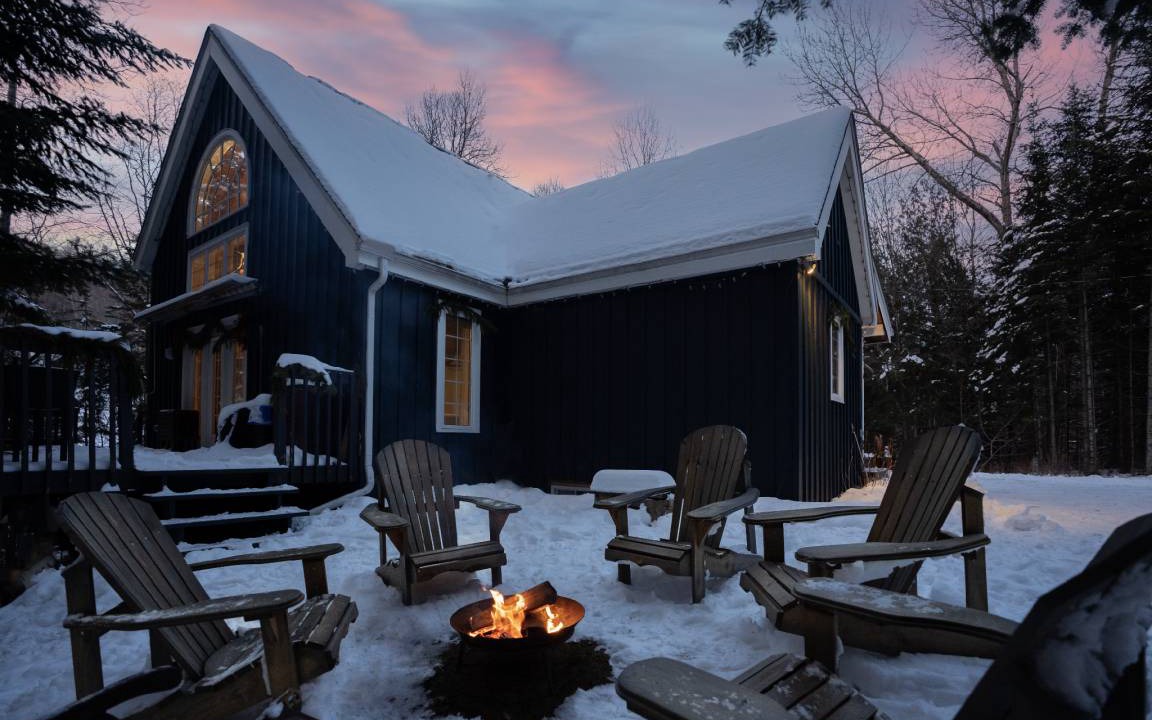Mont-Tremblant Bed & Breakfast | 325 m² Bed and breakfast ∙ 4 bedrooms ∙ 10 guests