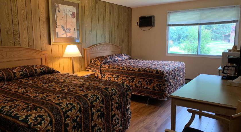 Greenwood Hotel | 37 m² Motel ∙ 4 guests