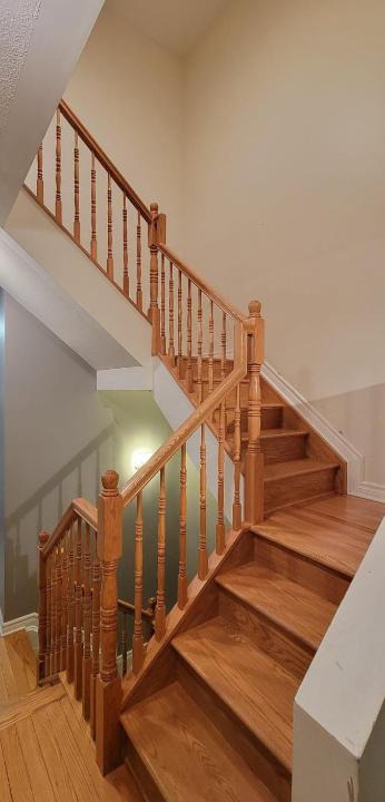 Ottawa Division Apartment | 4 Plus 1 Bedrooms Townhouse in Avalon Orleans