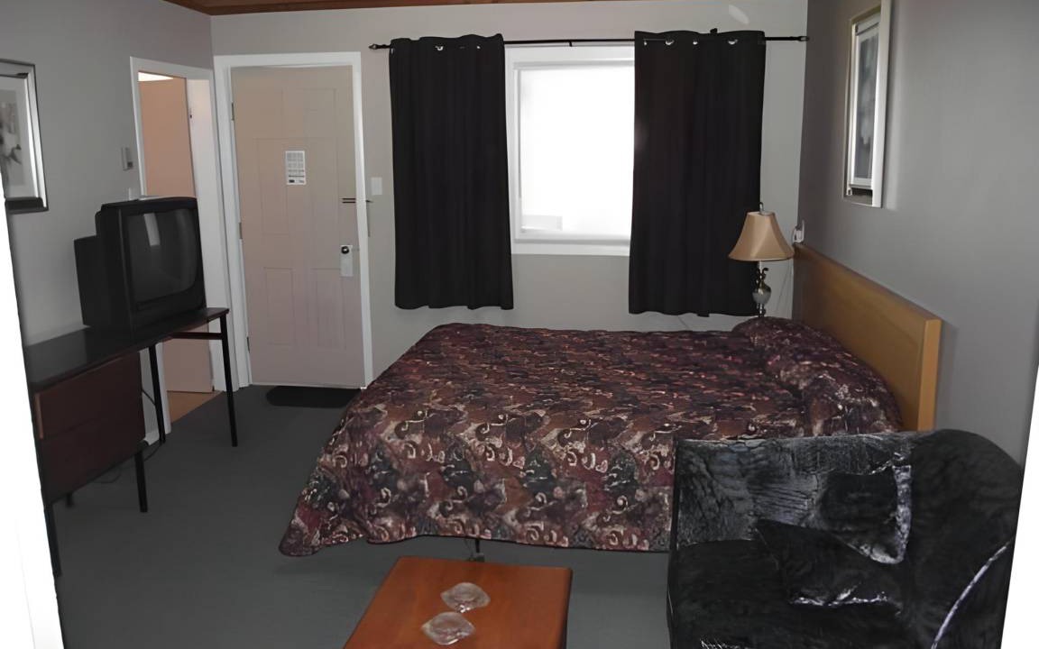 Pincher Creek Hotel | 52 m² Motel ∙ 10 guests