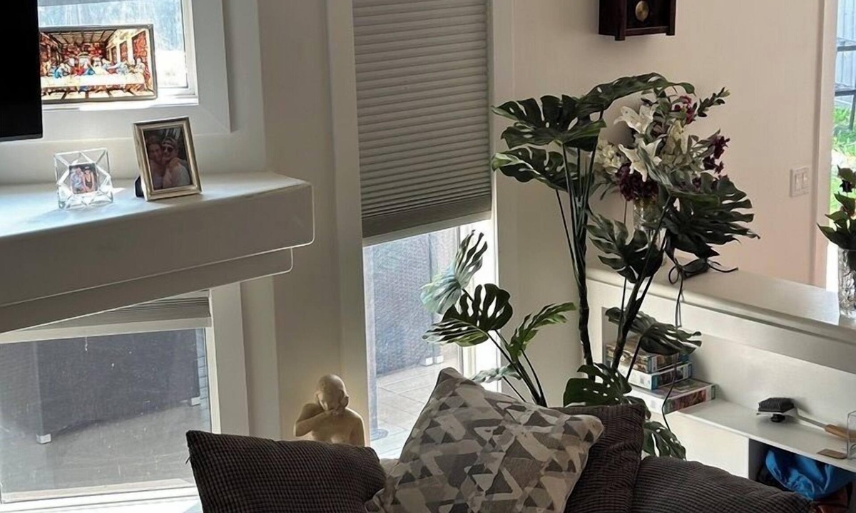 Sherwood Park House | 5k sq. ft/sleeps 20/king/Qn Airbed/Jacuzzi/Gazebo