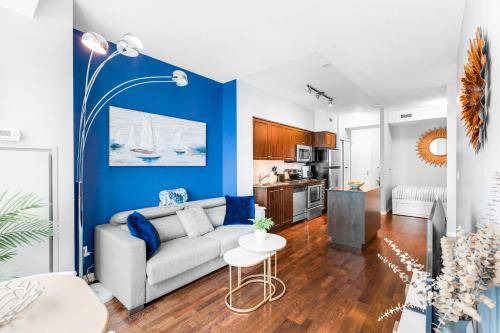 Fort York Apartment | 65 m² Apartment ∙ 2 bedrooms ∙ 4 guests