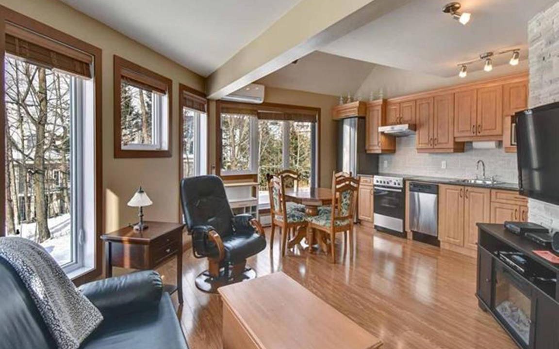 Mont-Tremblant Pedestrian Village Apartment | 70 m² Apartment ∙ 4 guests