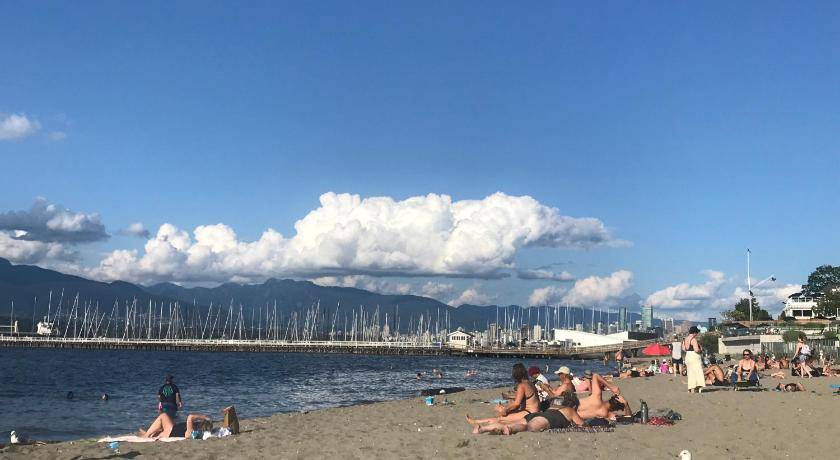 Kitsilano Bed & Breakfast | 84 m² Bed and breakfast ∙ 5 guests
