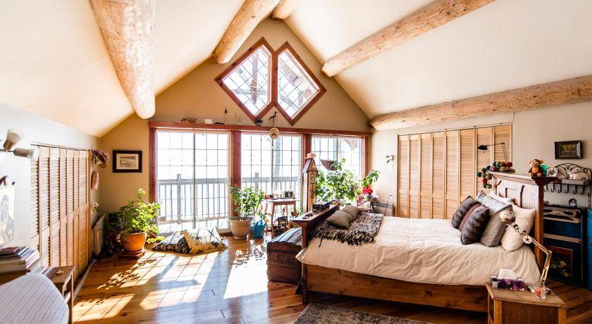 Grenville-sur-la-Rouge Ski Chalet | 8500 m² Chalet ∙ 5 bedrooms ∙ 19 guests
