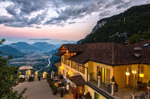 Fai della Paganella Hotel | Albergo Miravalle Fai della Paganella