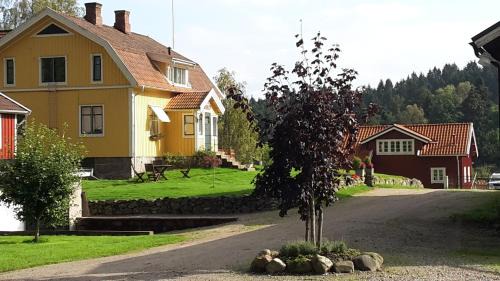 Ucklum Bed & Breakfast | Älgbergets Bed & Breakfast