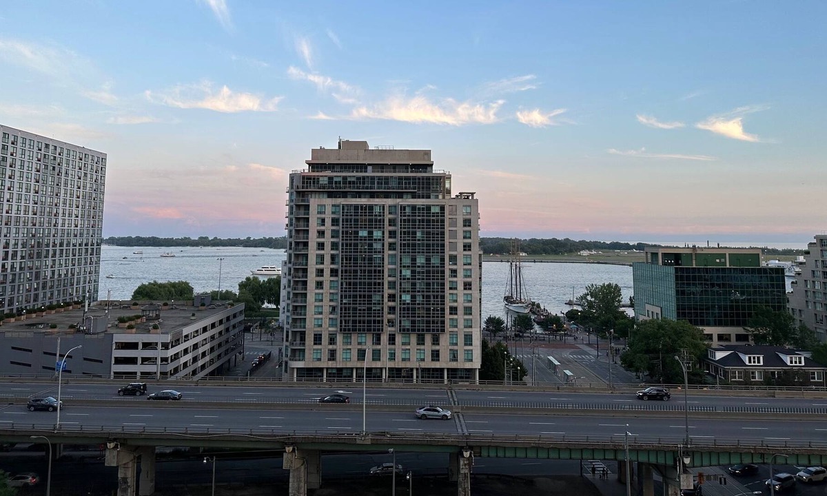 CityPlace Apartment | Amazing 1+1 apartment, short term rental available