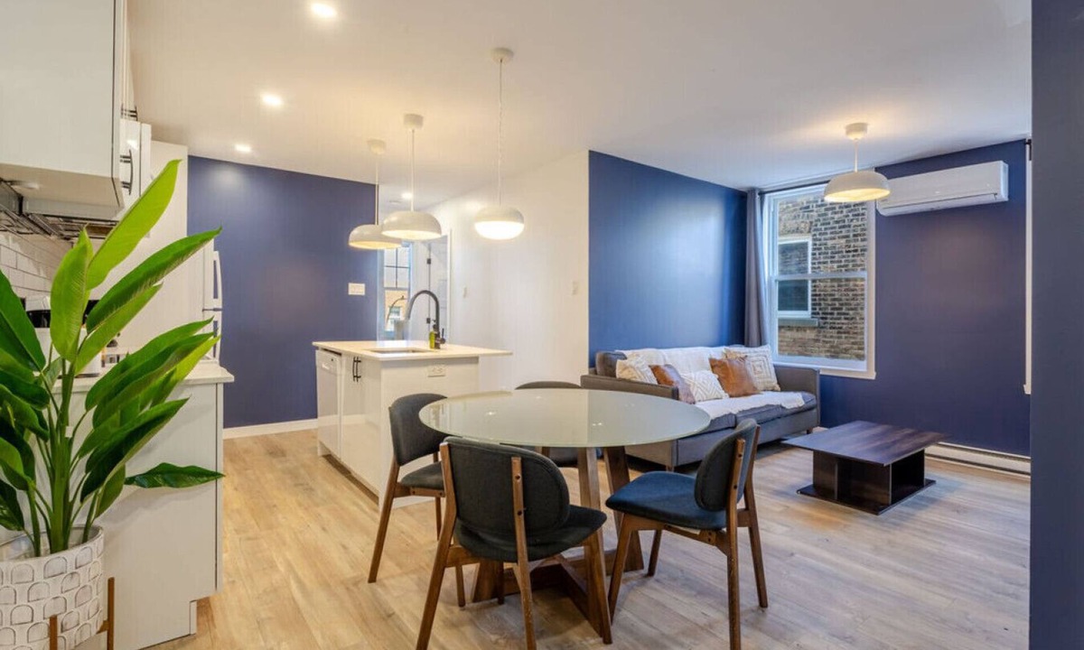 Mile End Apartment | Amazing 3-Bedroom in the heart of Montreal