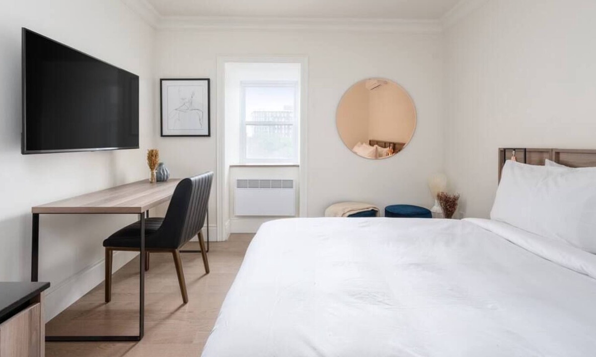 Renovated Size Mcgill | Latin Quarter
