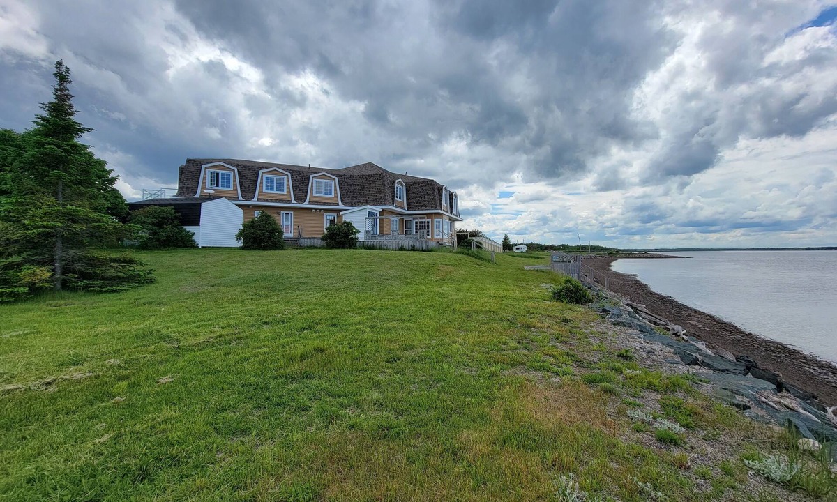 Baie-Sainte-Anne Apartment | Amazing ocean views in tranquil acadian village.