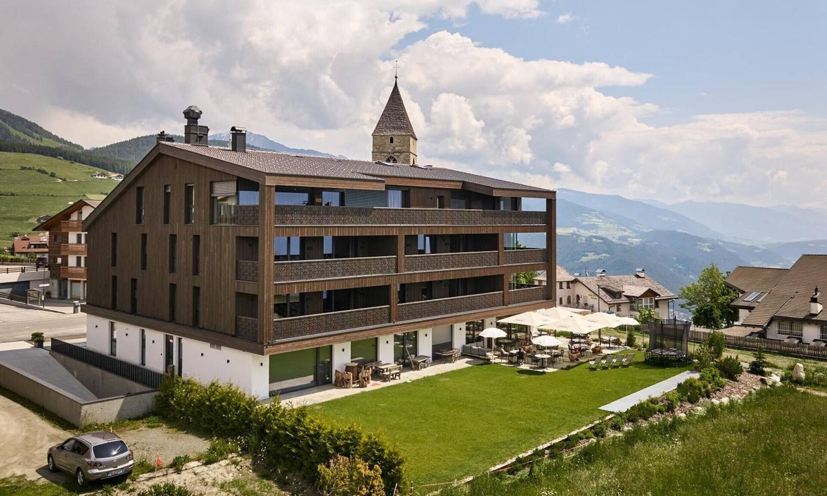 Maranza Apartment | Apartment 102 'Mountain Lodge Margit' with Private Terrace, Shared Garden, and Wi-Fi