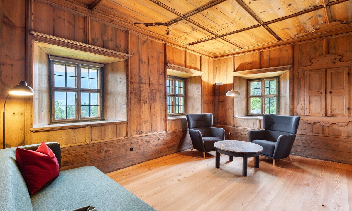 Pfalzen Apartment | Apartment 'Ansitz Baumannhof 1818' with Mountain View, Shared Garden and Wi-Fi