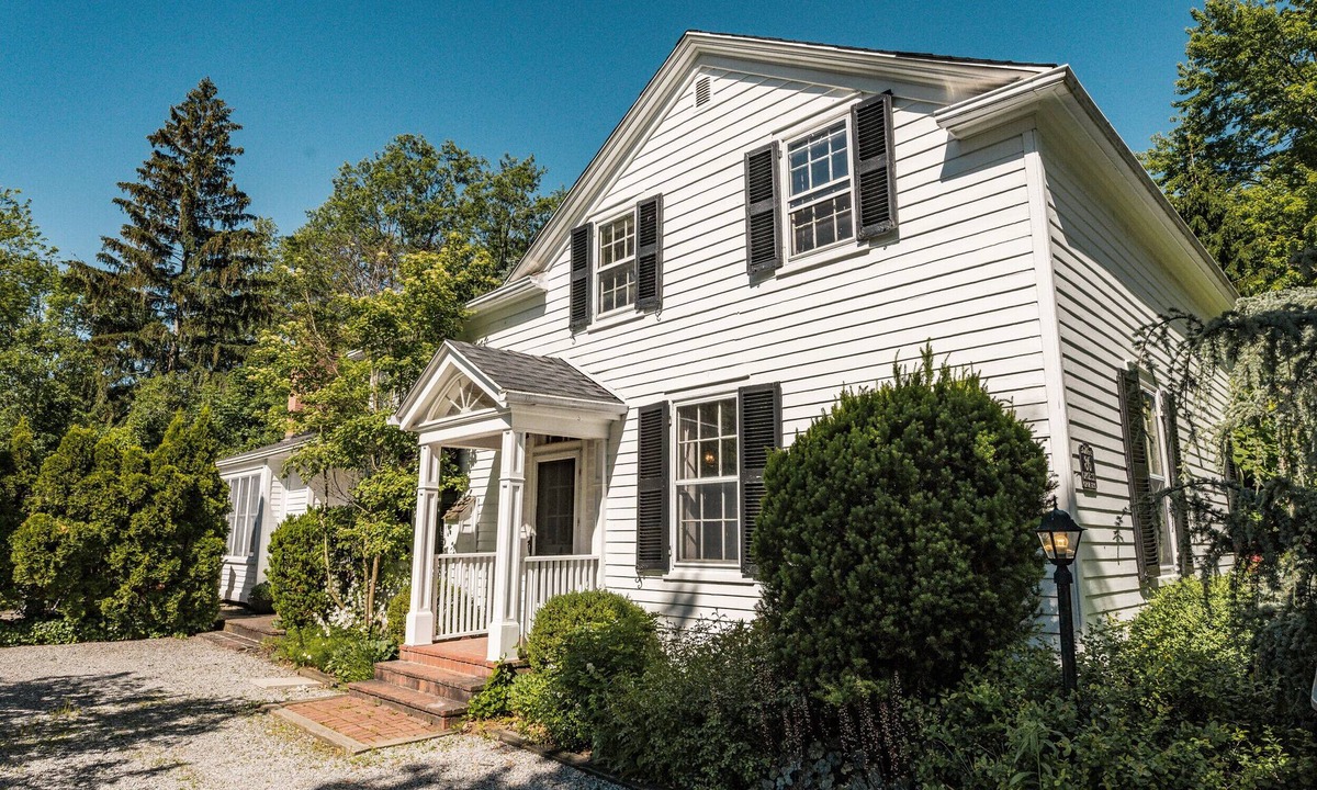 Old Town Historic District House | Arbour House, 1830 Historic Home