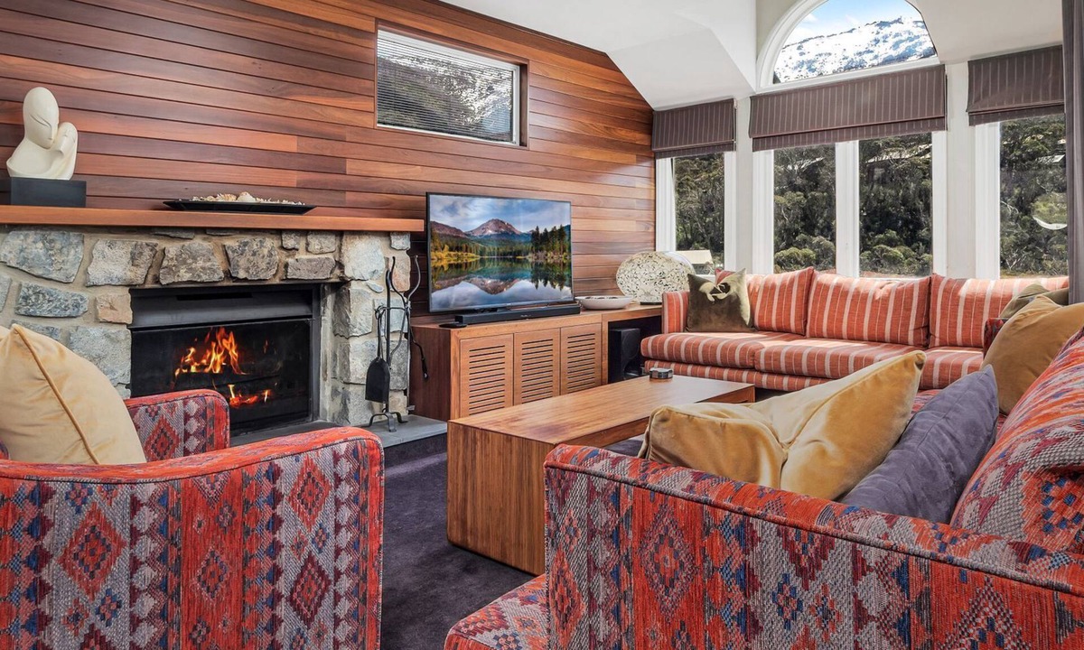 Thredbo Ski Chalet | Aspect 2A - Central Village