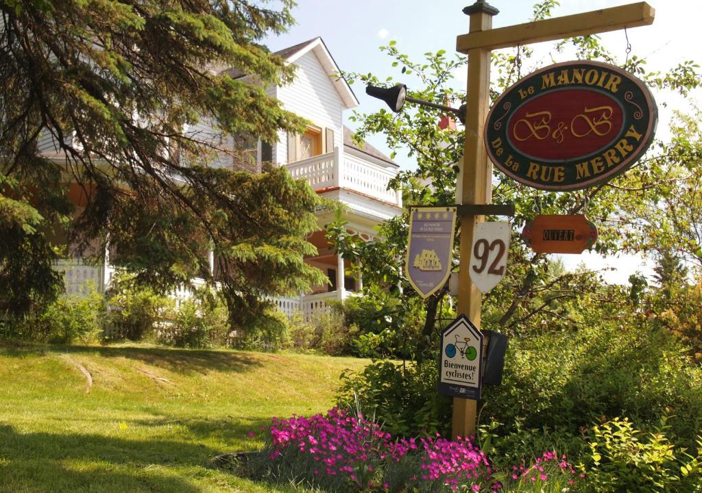 Magog Bed & Breakfast | Au Manoir de la rue Merry
