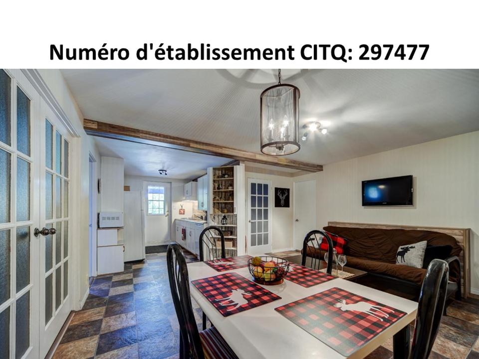 Saint-Honore Apartment | Au pied des Monts-Valin, hébergement touristique