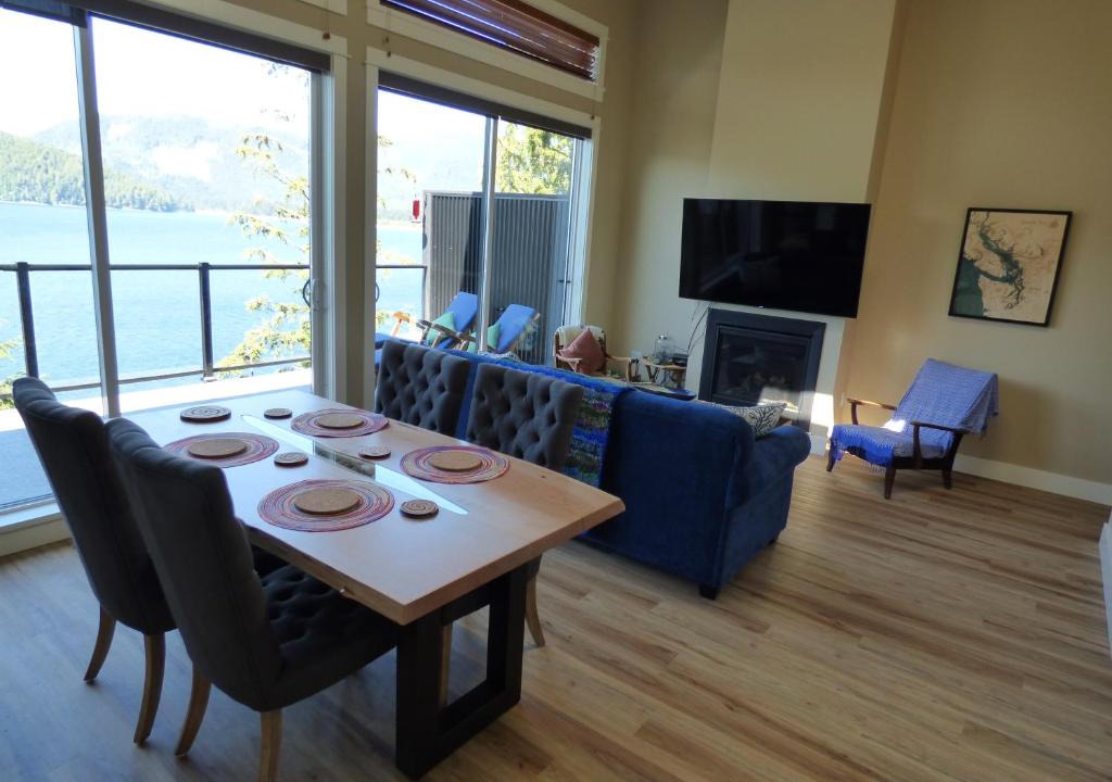 Port Renfrew House | Avatar by Eagle Reach Properties