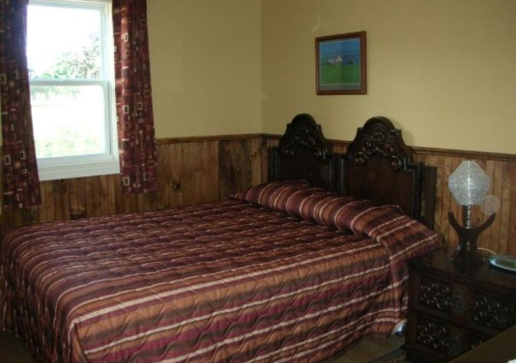 Cavendish Cabin | Avonlea Cottages PEI - 2 Bedroom Deluxe Cottage - 2 bedroom Deluxe cottage (#16)