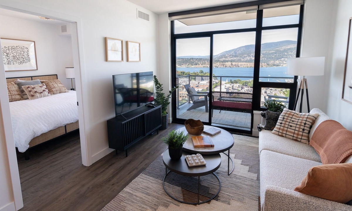 Downtown Kelowna Condo | Awesome View 21 two bedroom one bath downtown lake view near the beach