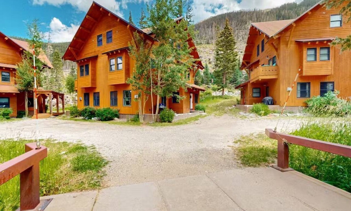 Taos Ski Valley Ski Chalet | Bavarian Chalet - Ski-In Ski-Out Taos Ski Valley