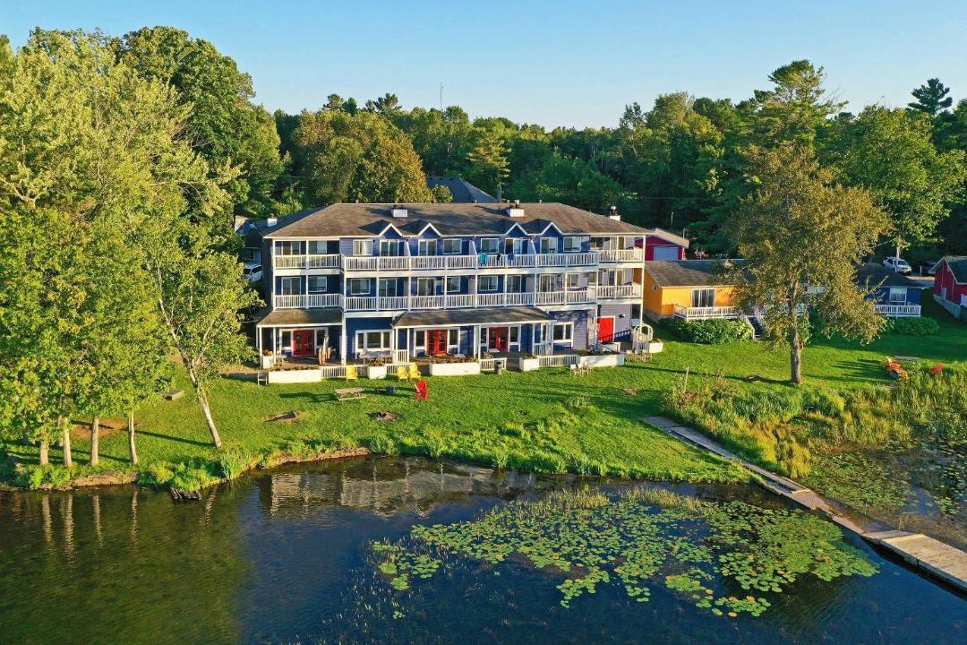 Bayview Wildwood Resort Hotel | Port Stanton