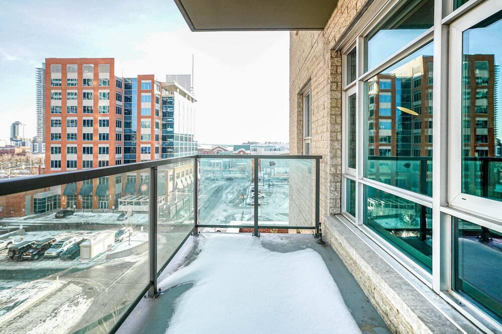 Loft Rooftop Patio Bbq Coffee | Victoria Park