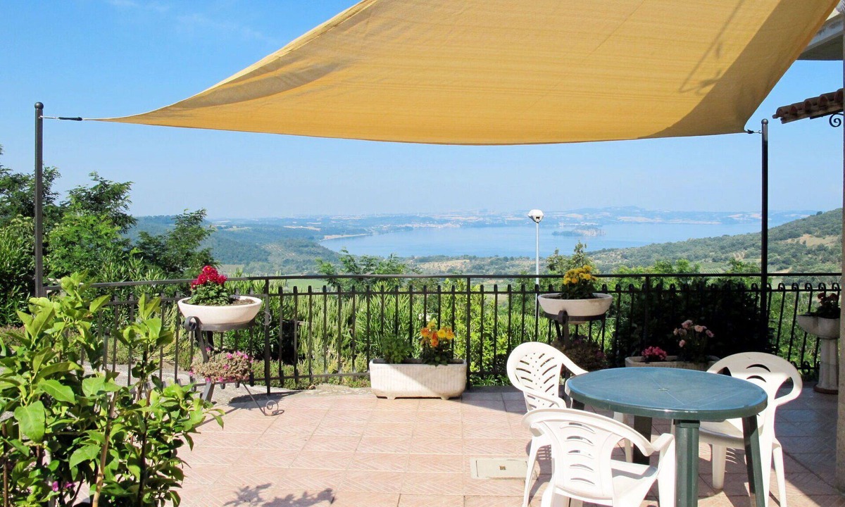 Montefiascone House | Beautiful private villa for 5 guests with WIFI, TV, terrace and pets allowed