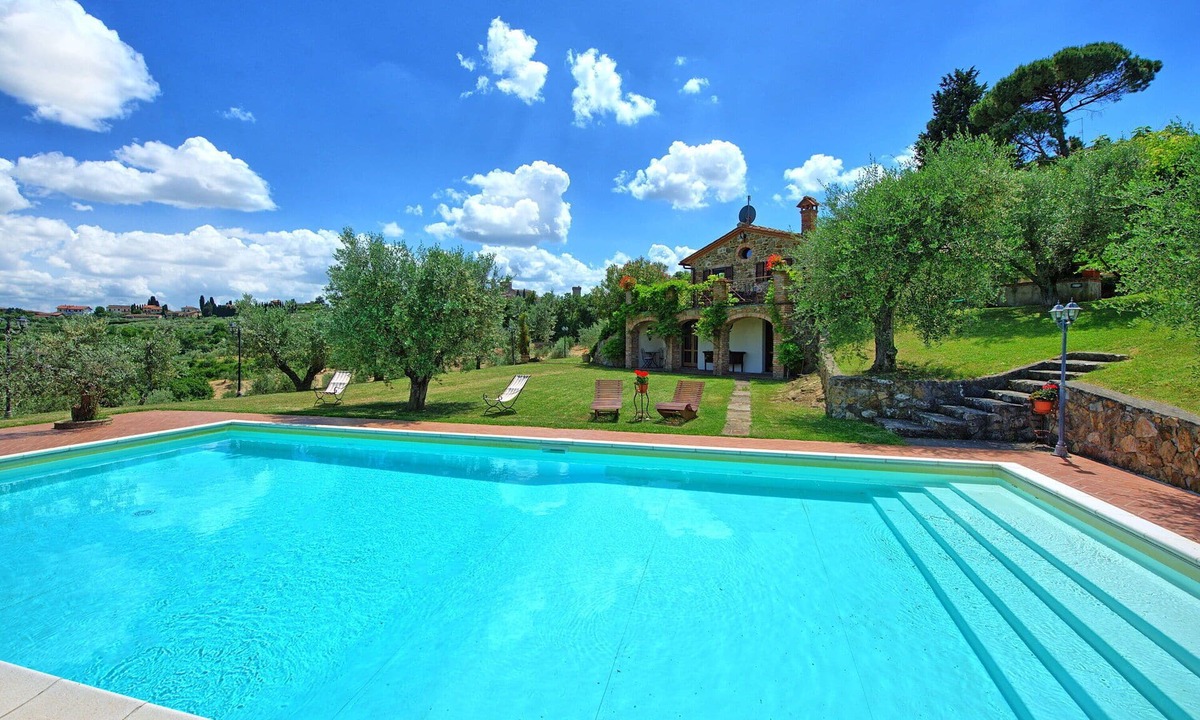 Lucignano Villa | Beautiful private villa for 12 guests with A/C, private pool, WIFI, TV, patio and panoramic view