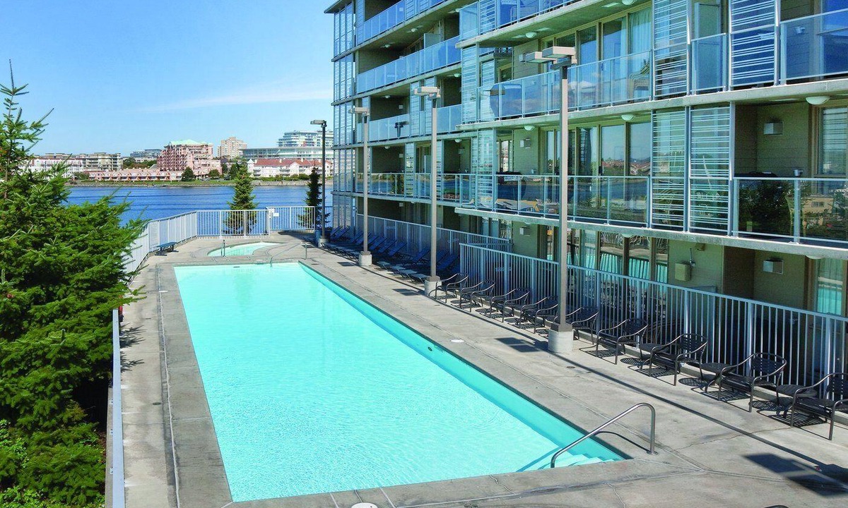 Resort The Heart Of | Inner Harbour
